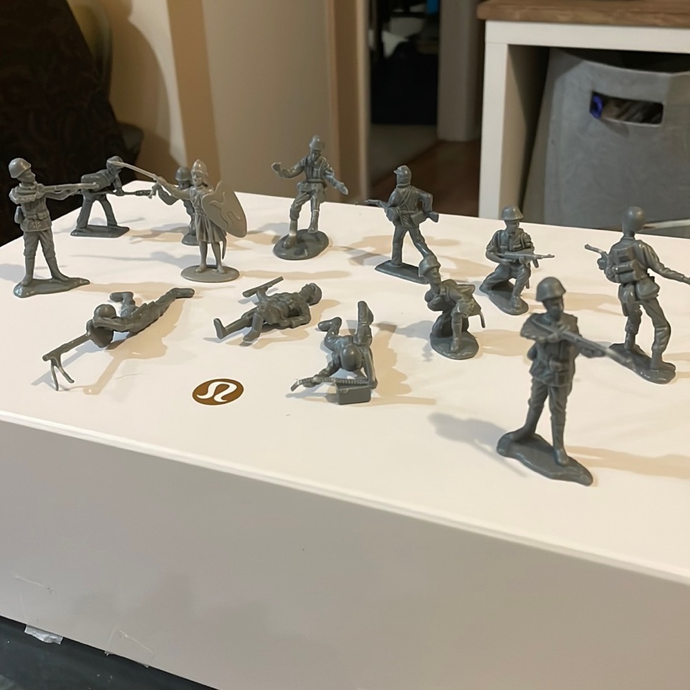 Plastic army
